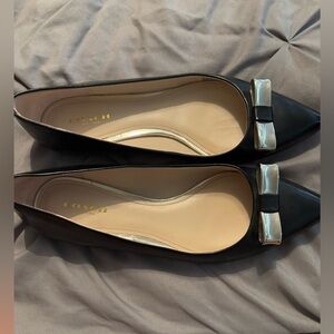 Coach “Wilma” pointed toe gold bow ballet flats black 7